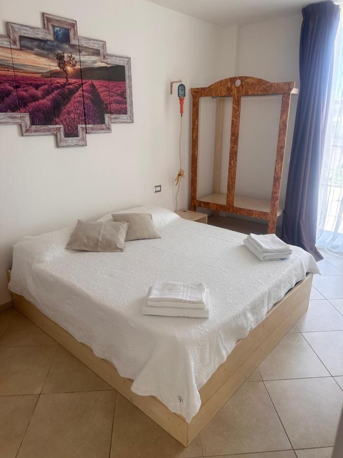 Percebes Exclusive B&B Cutrofiano Luaran gambar